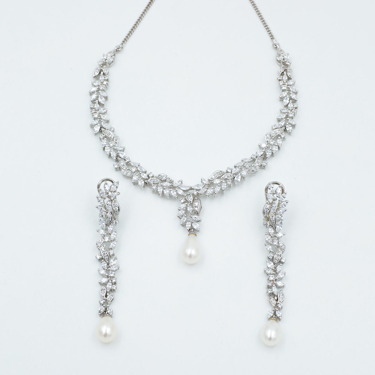 Flower Necklace Set