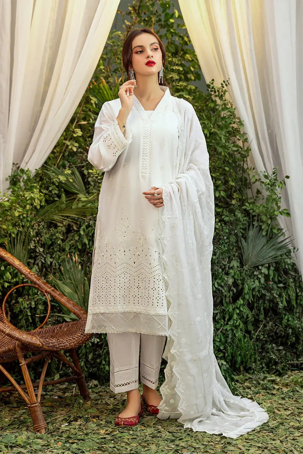 Safwa | Snow Petal - 3PC Unstitched Suit (ARK03) - Mmall