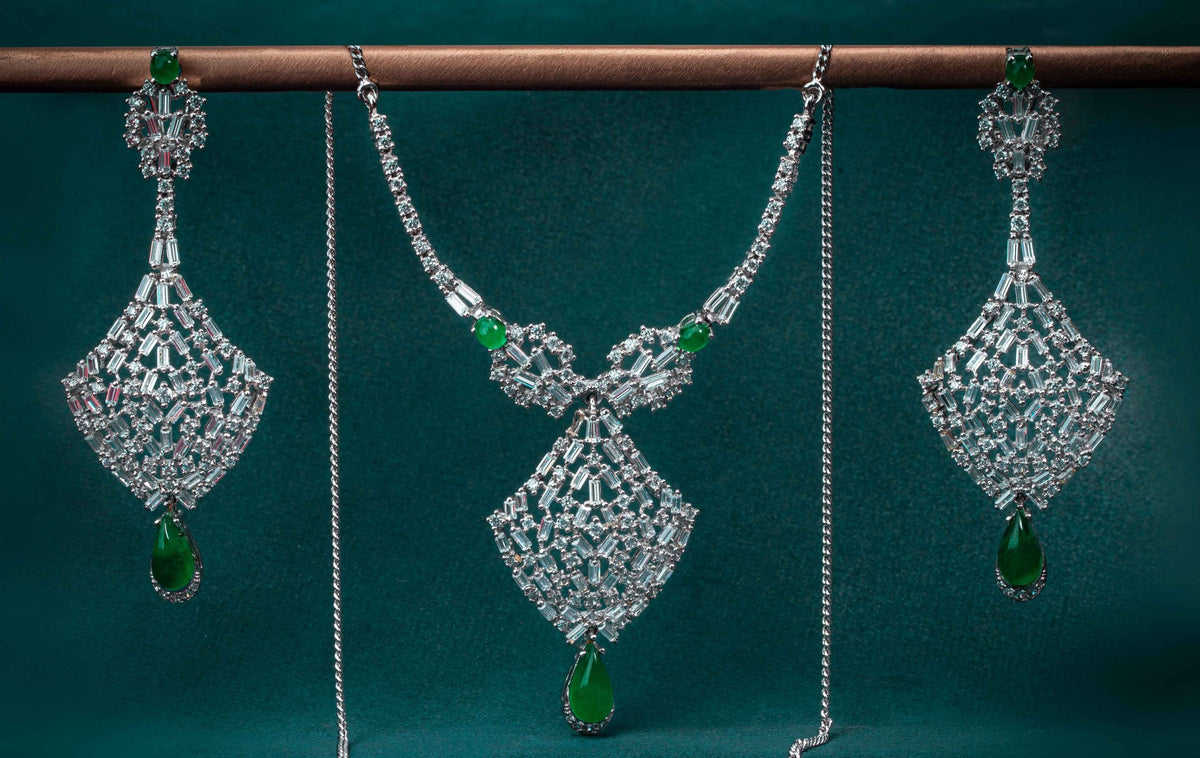 Baguette Emerald Necklace Set