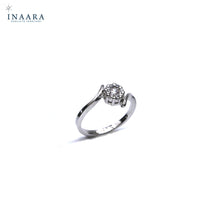 Stylish Zircon Ring