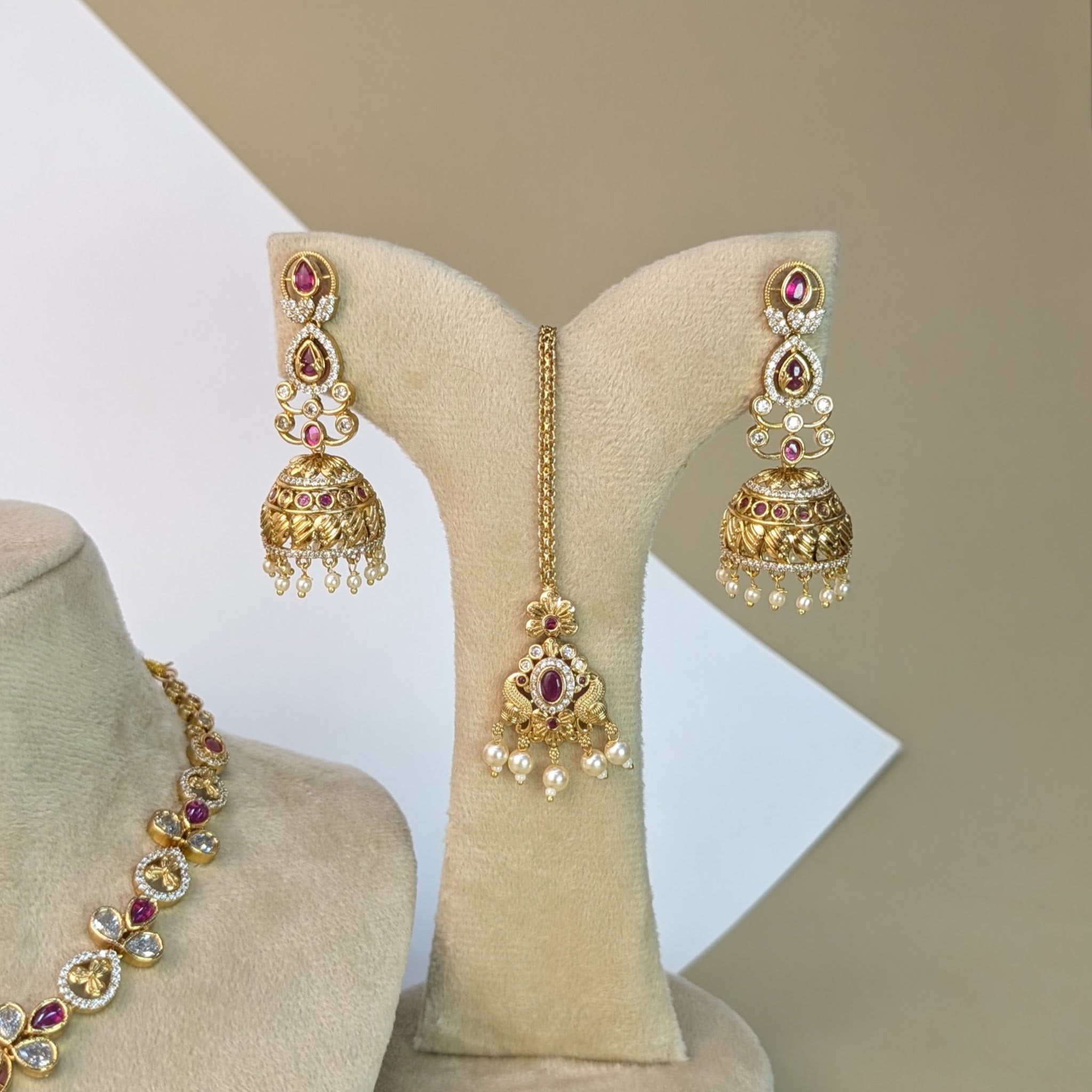 Gandaberunda Eagle South Rajwadi Necklace Set