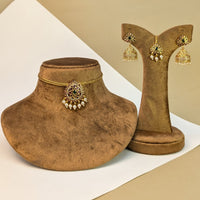 Mango Kemp South Indian Rajwadi Necklace Set