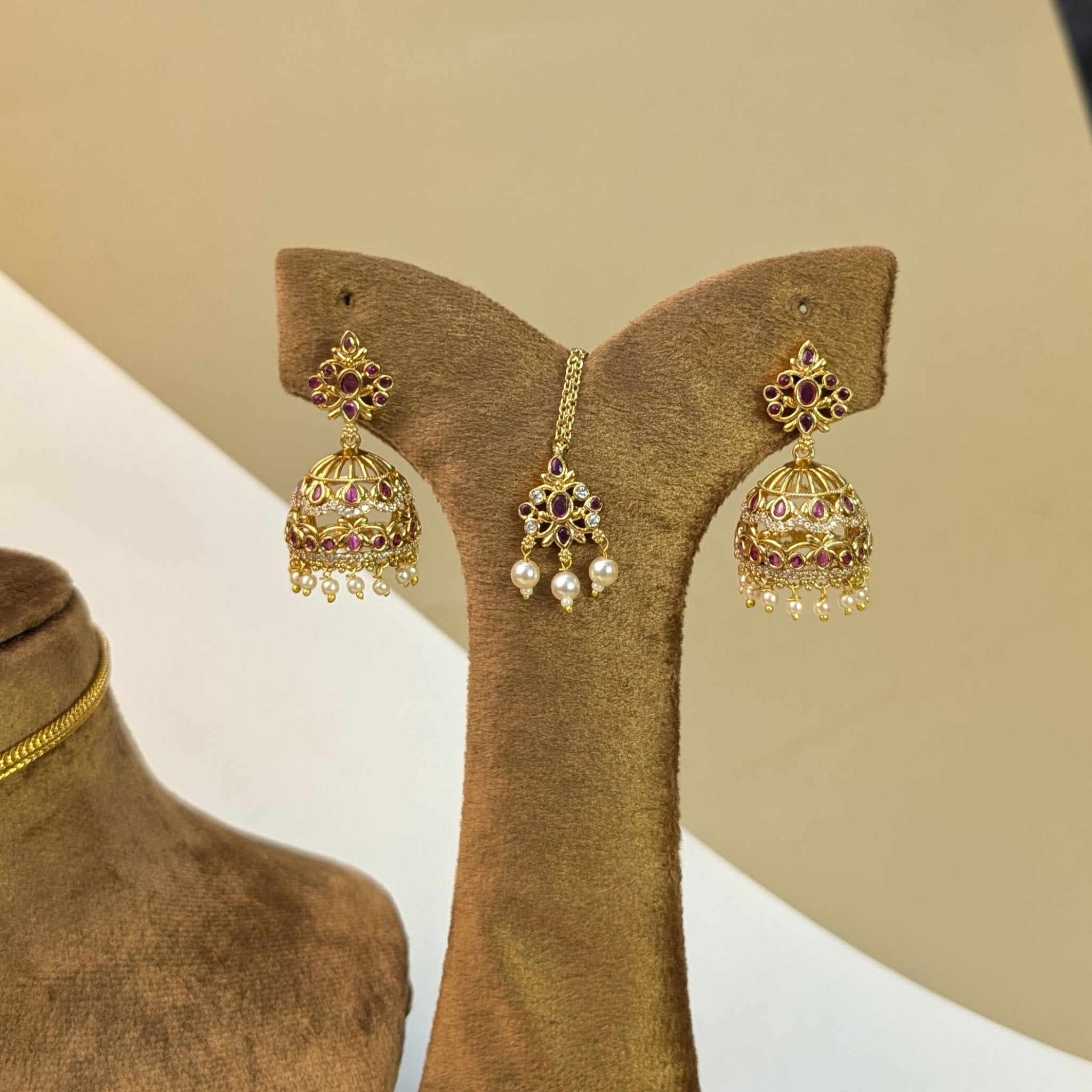 Matte Gold South Indian Rajwadi Necklace Set