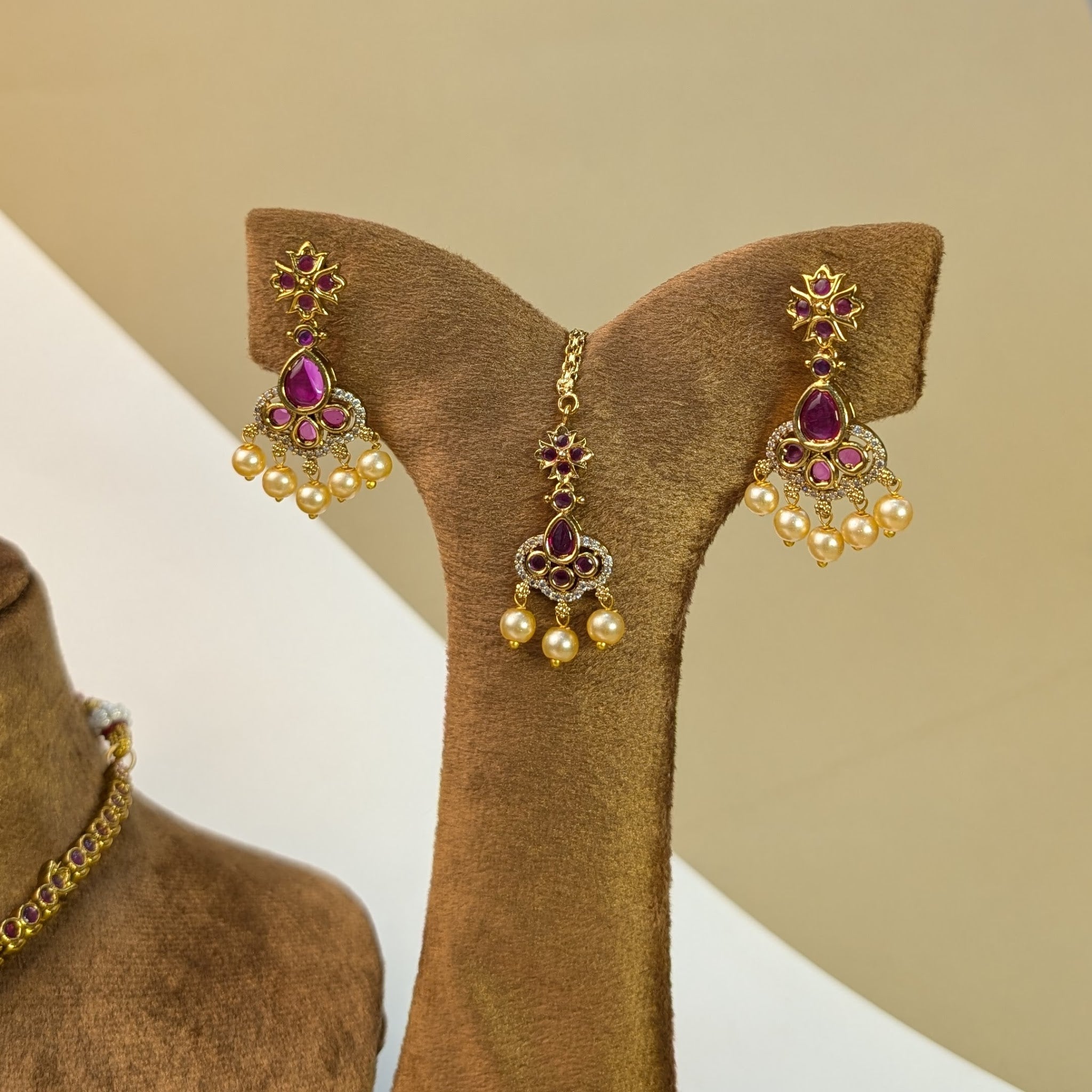 Temple Pendant South Indian Rajwadi Necklace Set