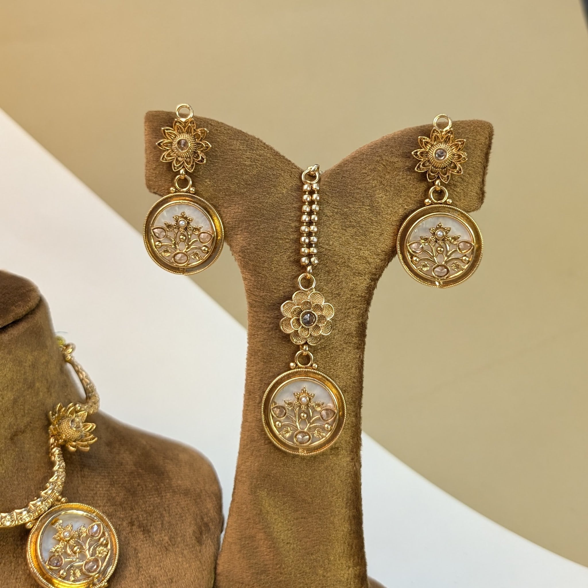 Grand Bridal South Indian Rajwadi Necklace Set