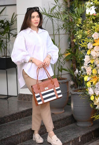 Darwin Brown women's shoulder bag in brown by Bag X
