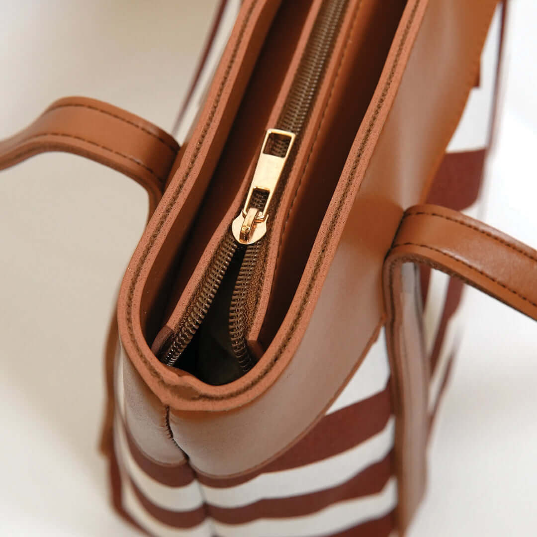 Canberra Brown women's handbag in brown by Bag X