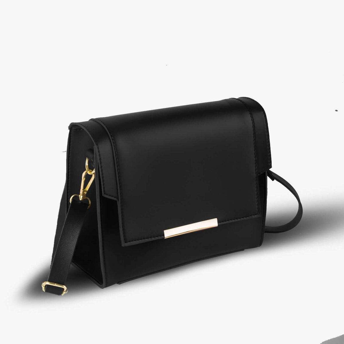 Blaze Black women's handbag in black by Bag X