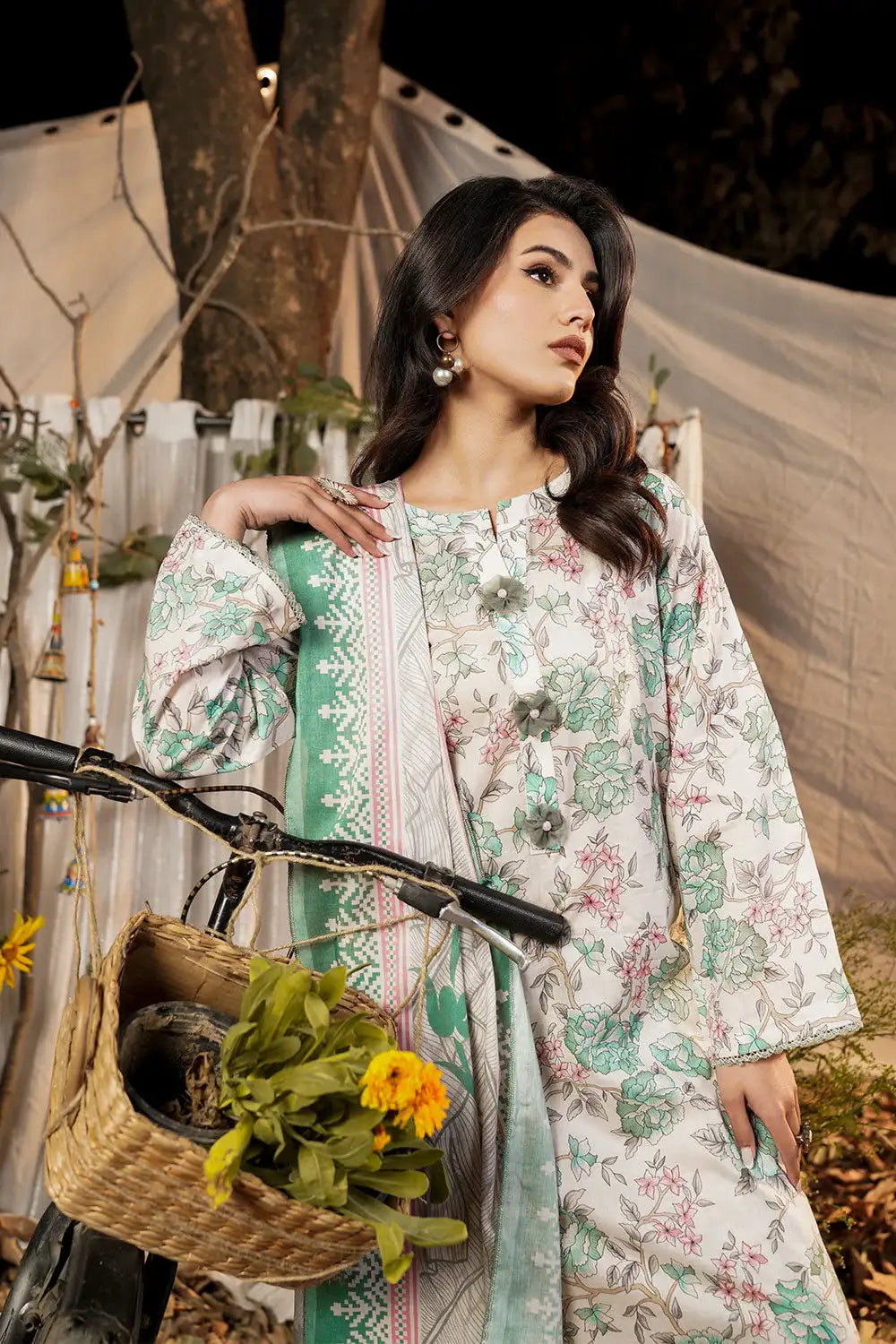 Safwa | Cream – 3PC Printed Lawn Ready to Wear (P000516) - Mmall