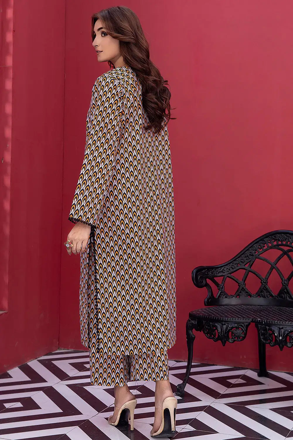 Safwa | Golden Essence – 2PC Lawn Stitched Suit (P000422) - Mmall