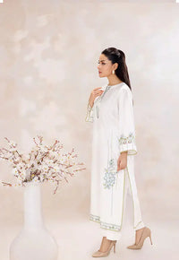 Safwa | White Serenity – 2PC Embroidered Ready to Wear (P000607) - Mmall