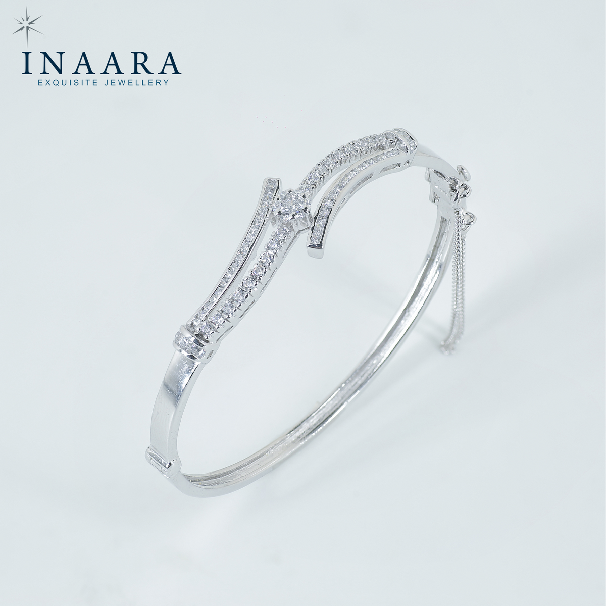 Sparkling Ribbon Bangle