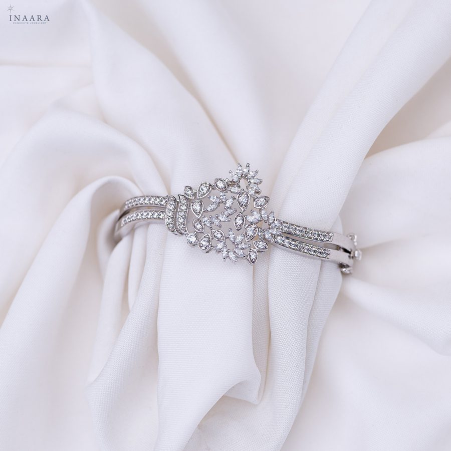 Celestara Bangle