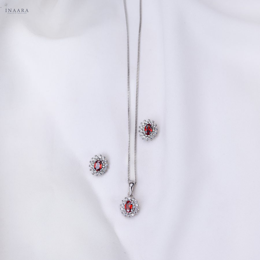 Countess Pendent Set