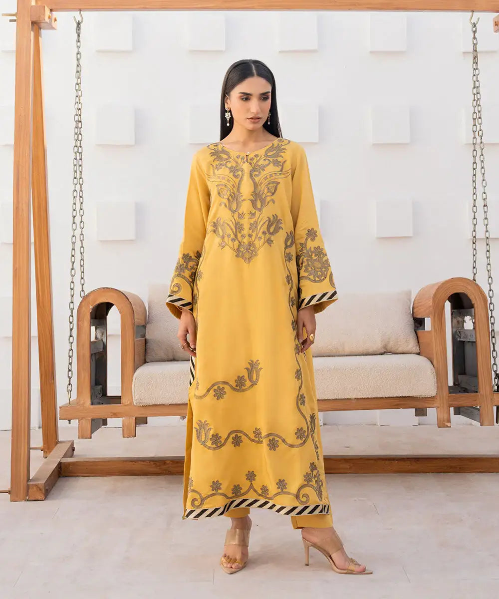 Embroidered Viscose Kaftan - Kross Kulture