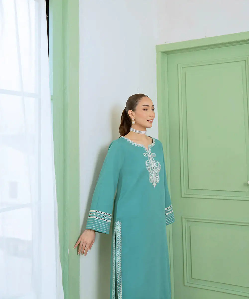 2PC - Embroidered Khaddar Suit - Kross Kulture