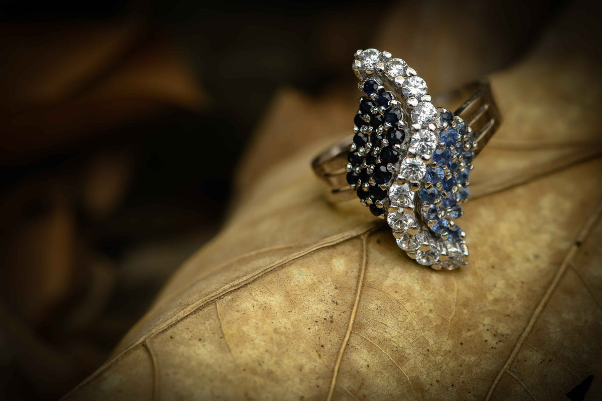 Blue Colour Leaf Ring