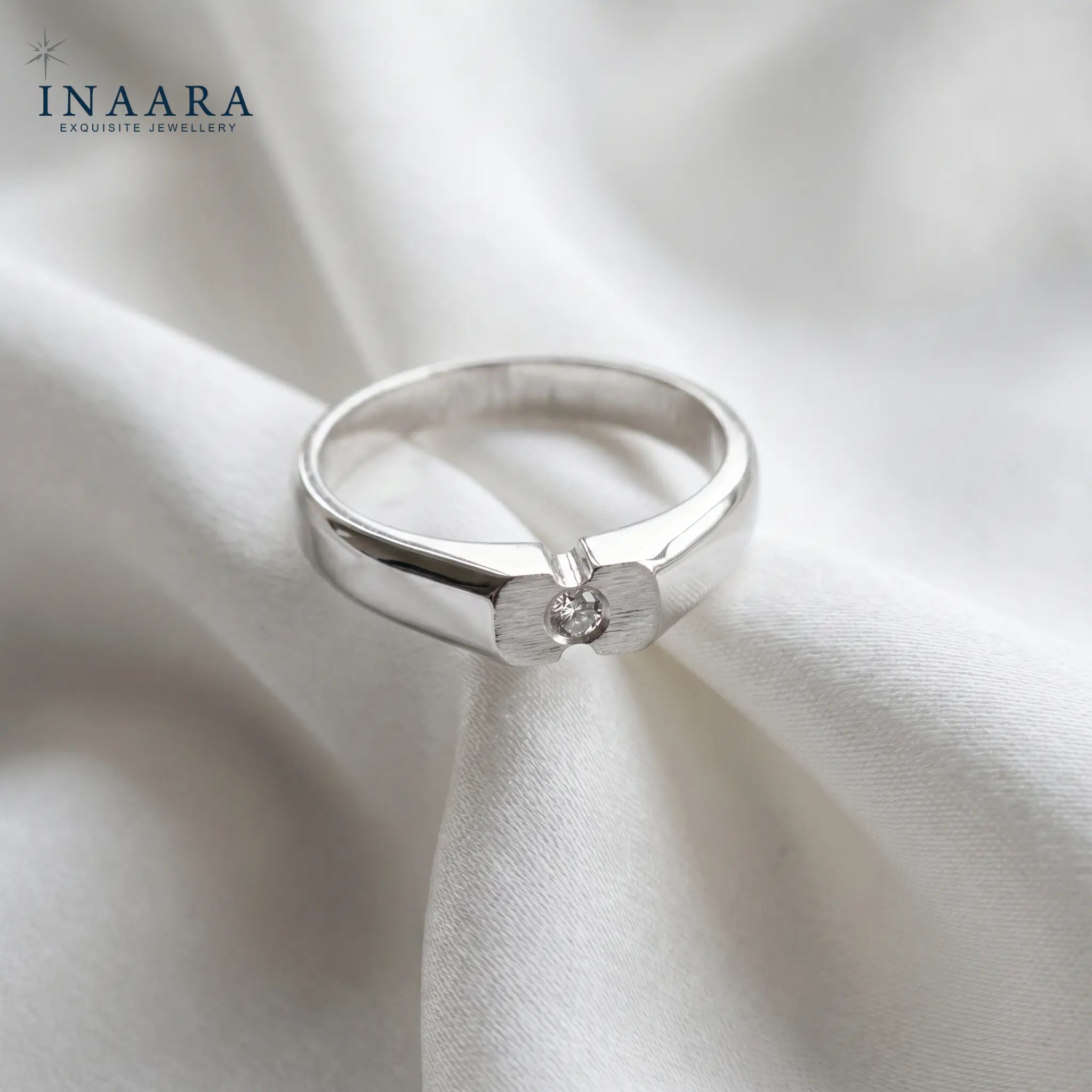 Elegant Solitaire Band