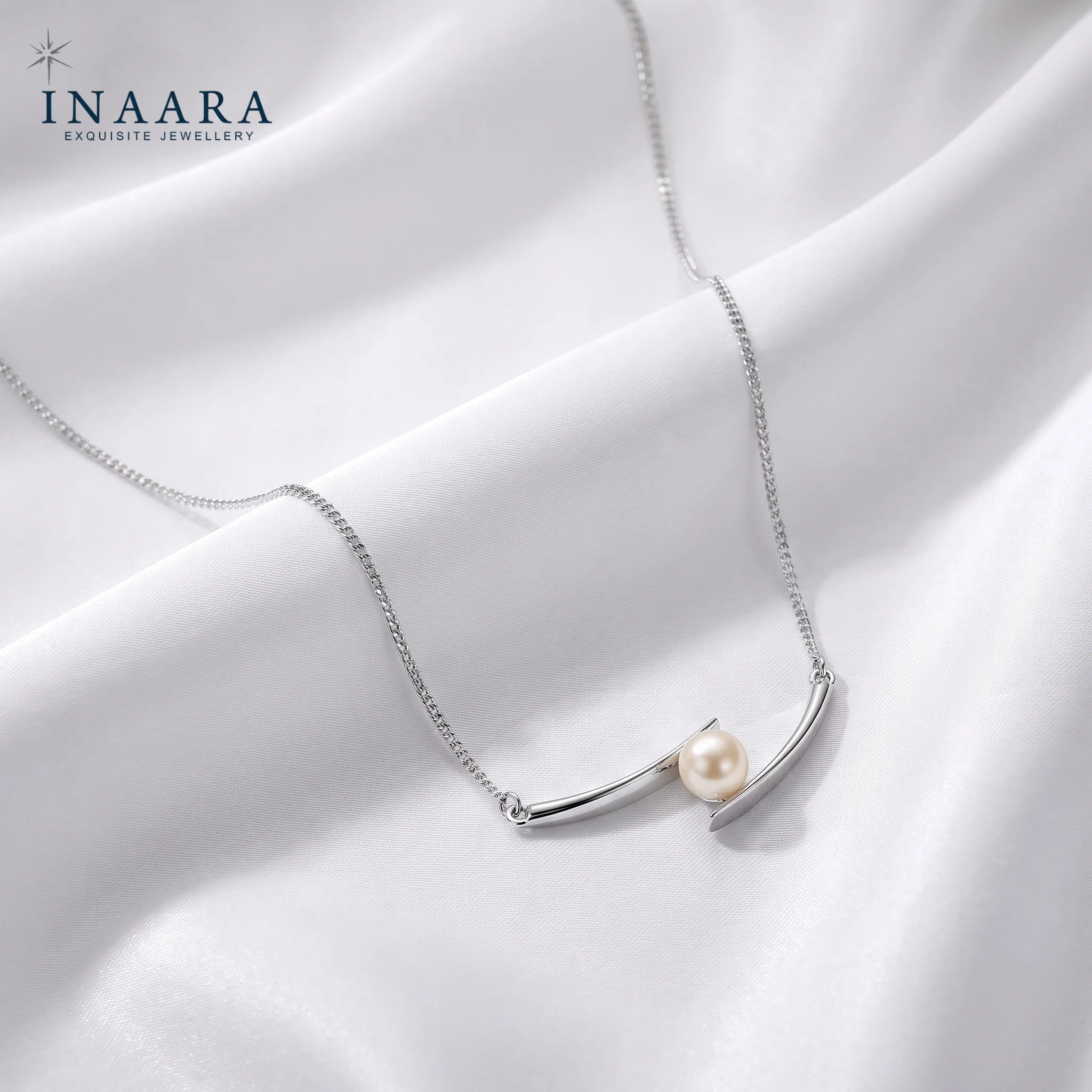Embrace Pearl Mini-Necklace