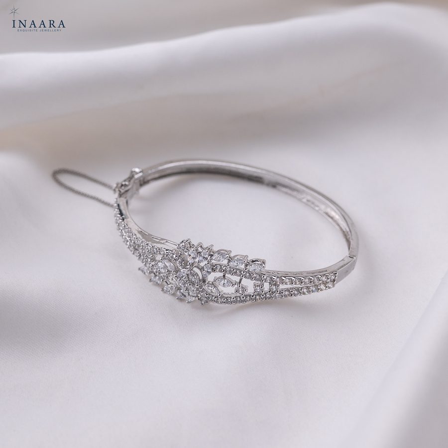 Lyra Bangle