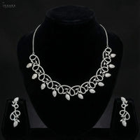 Shimmer Leaf Necklace Set