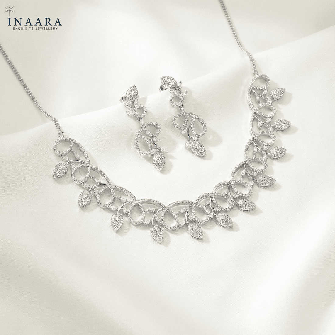 Shimmer Leaf Necklace Set