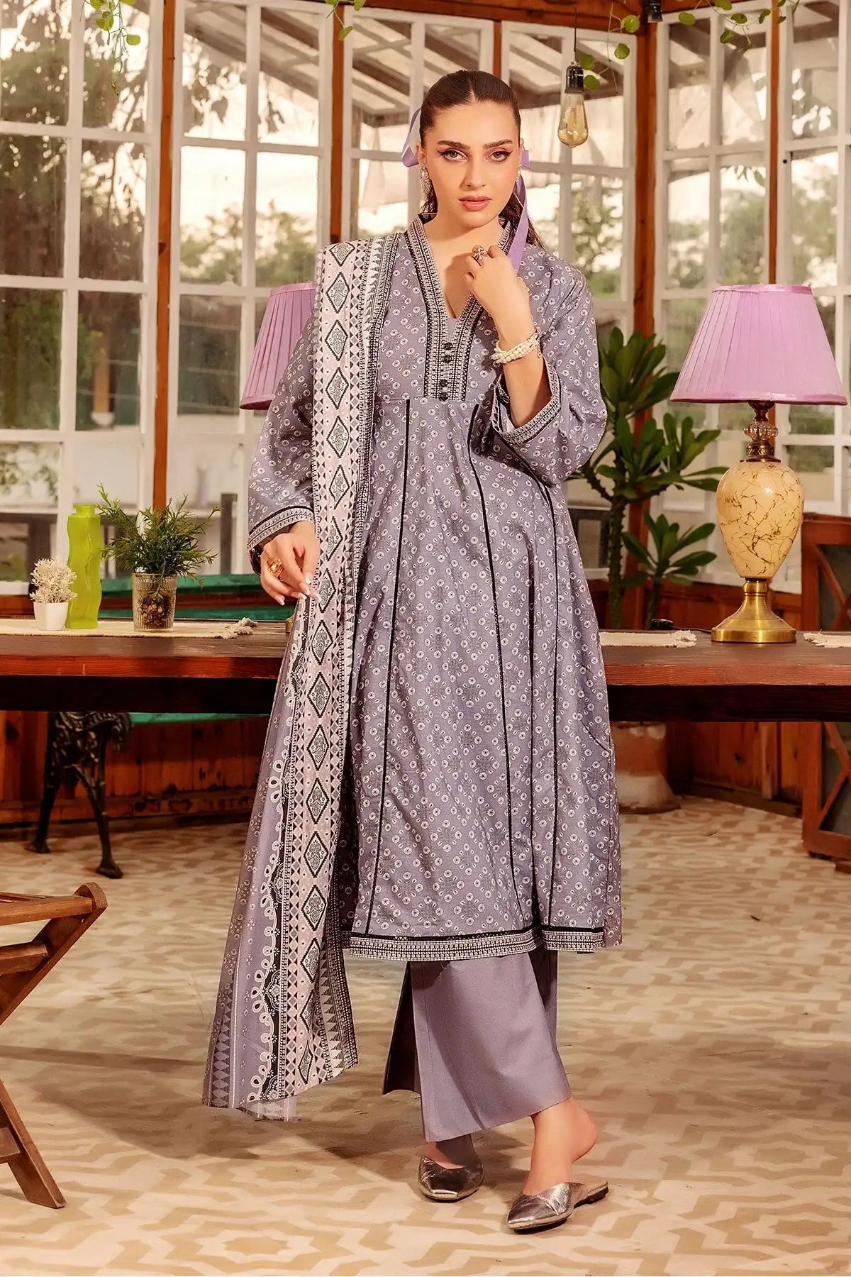 Safwa | Lavender Charm– 3PC Unstitched Suit (ODE09) - Mmall