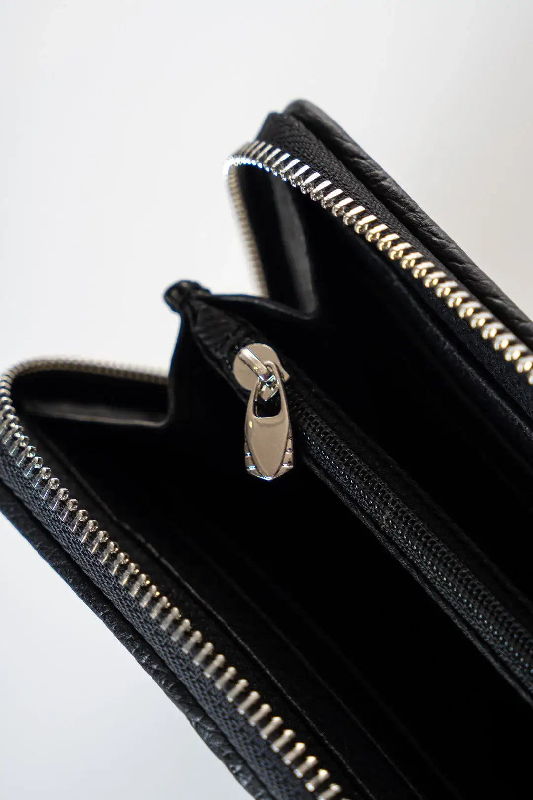 Nirvana Timeless Clutch - Mmall