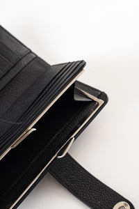 The Everyday Clutch
