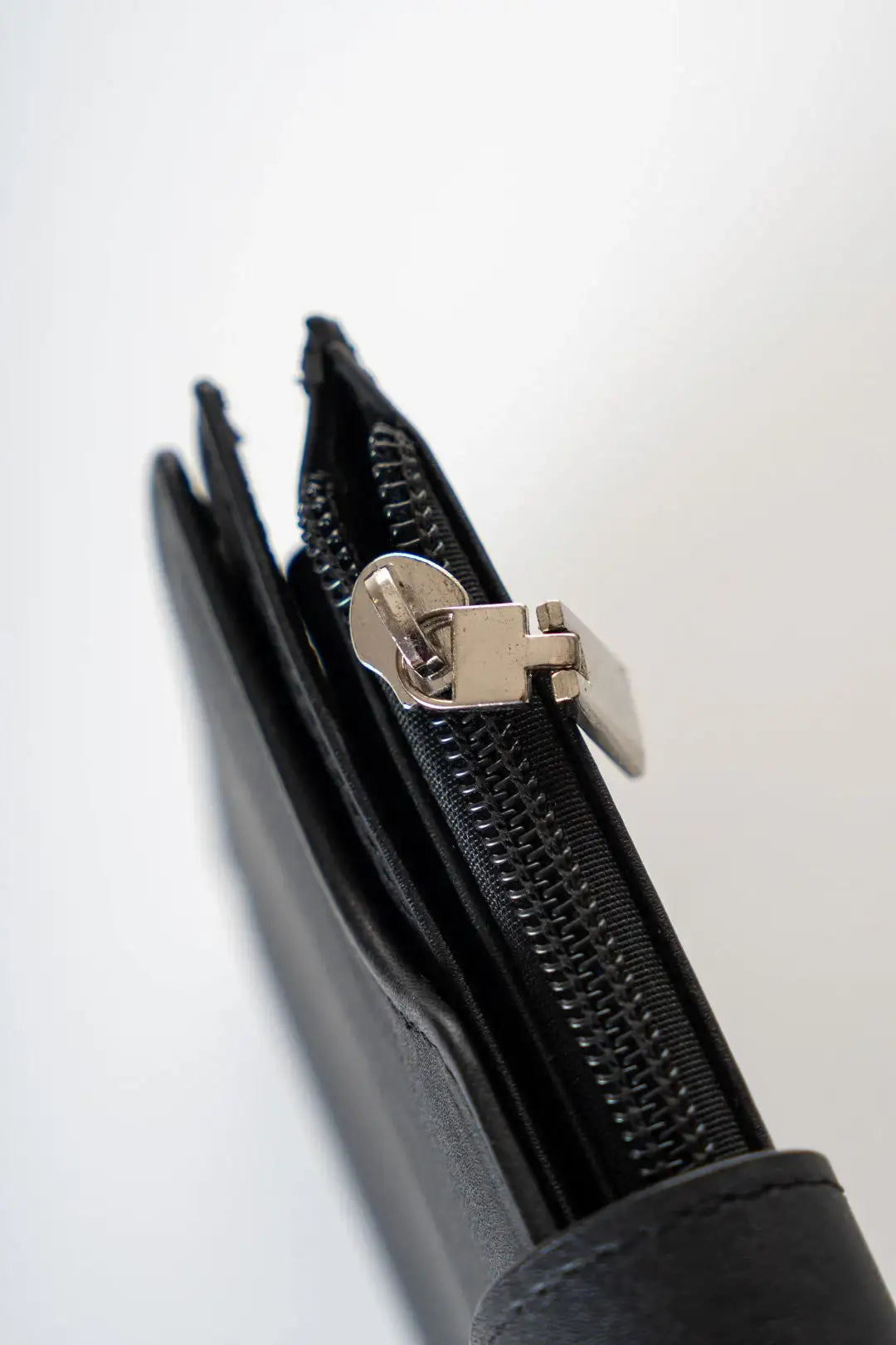 Nirvana Mega Wallet - Mmall