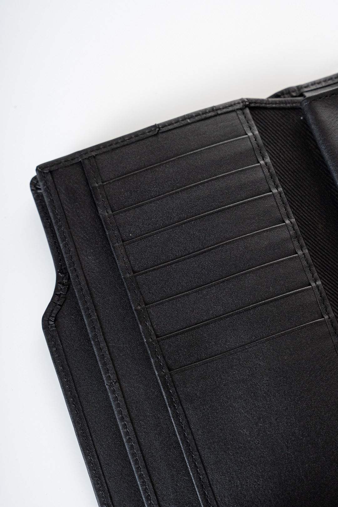 Nirvana Mega Wallet - Mmall