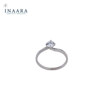 Classy Ring