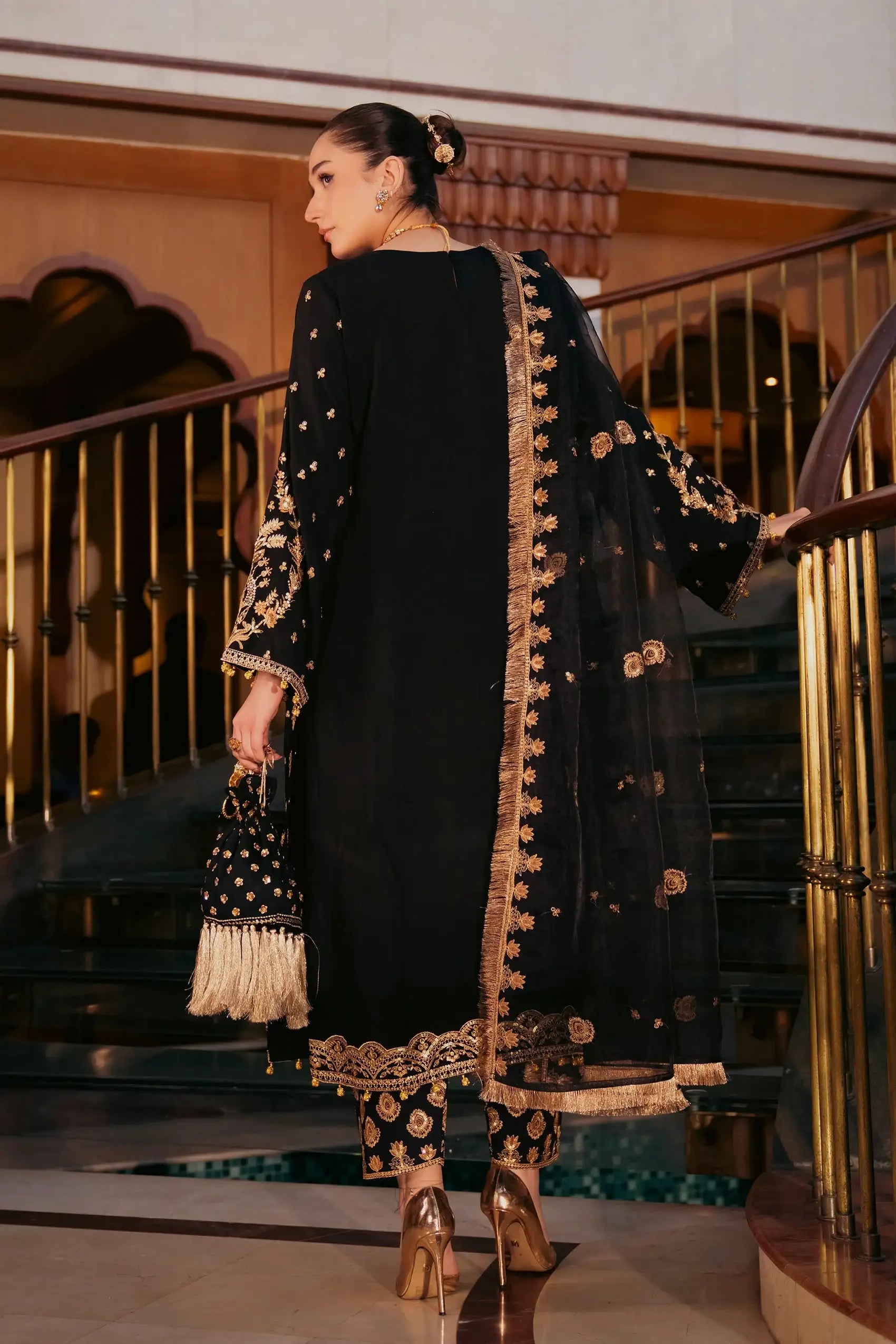 Aroosh (3PC) - Kross Kulture 