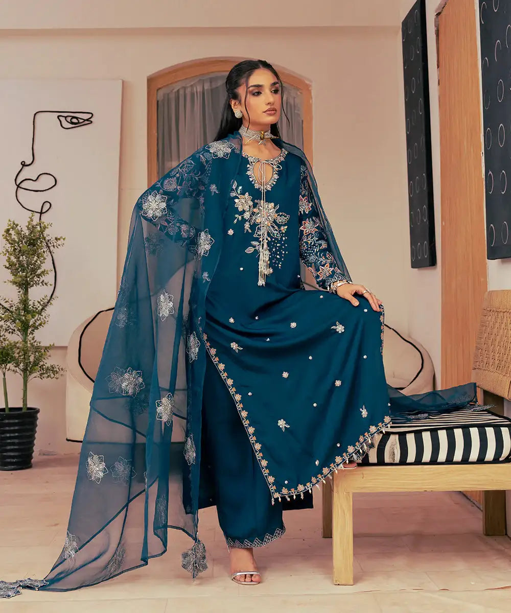 Naksh-E-Naaz - Kross Kulture 