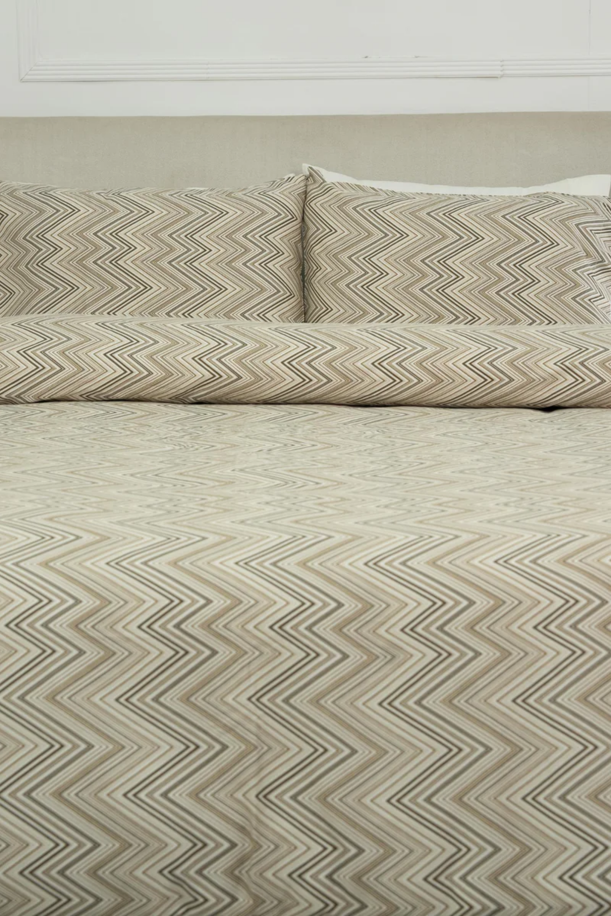 Zyra Pillows & Cushions – view 2