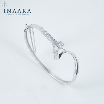 Aurora Curve Bangle