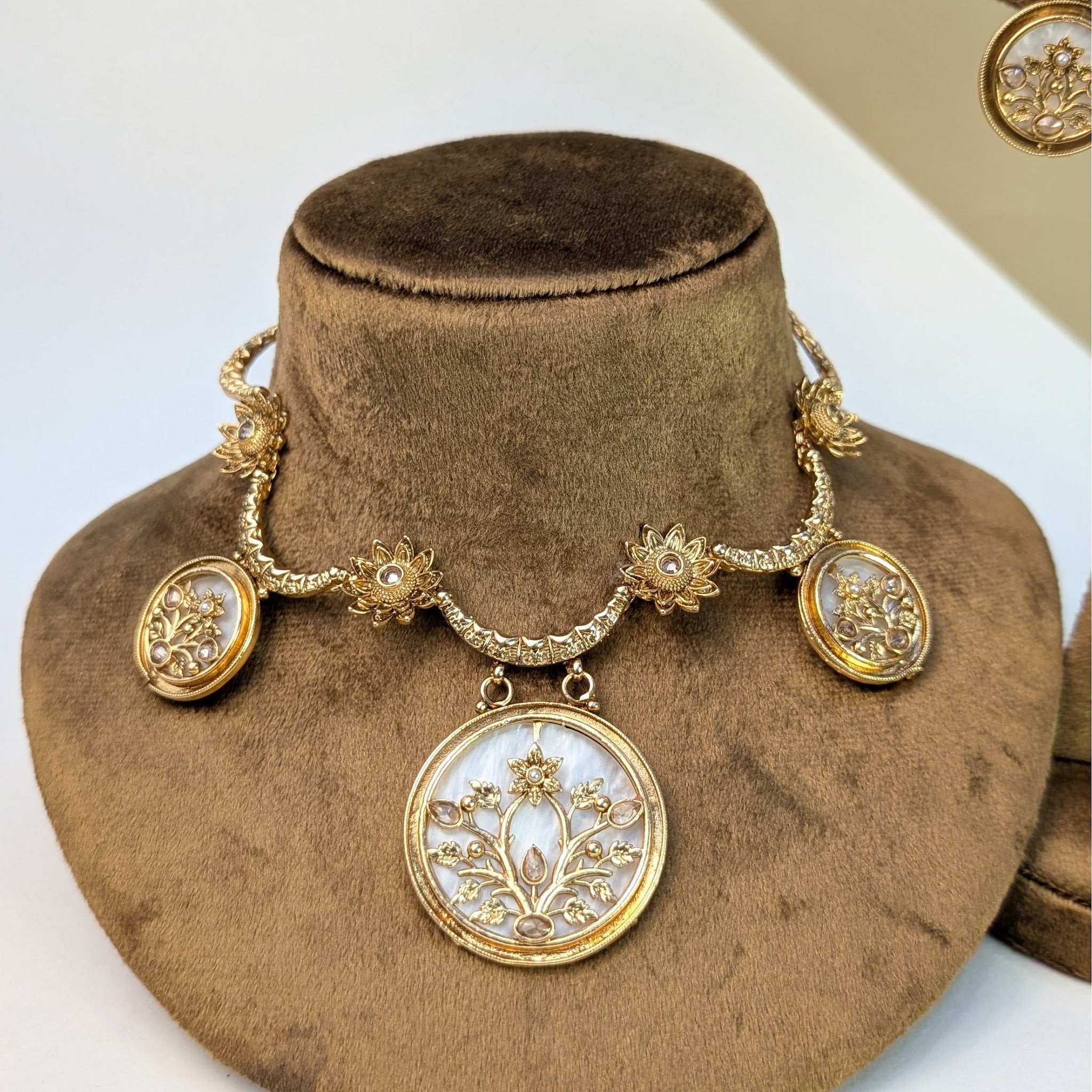Grand Bridal South Indian Rajwadi Necklace Set