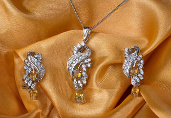 Golden Topaz Pendant Set