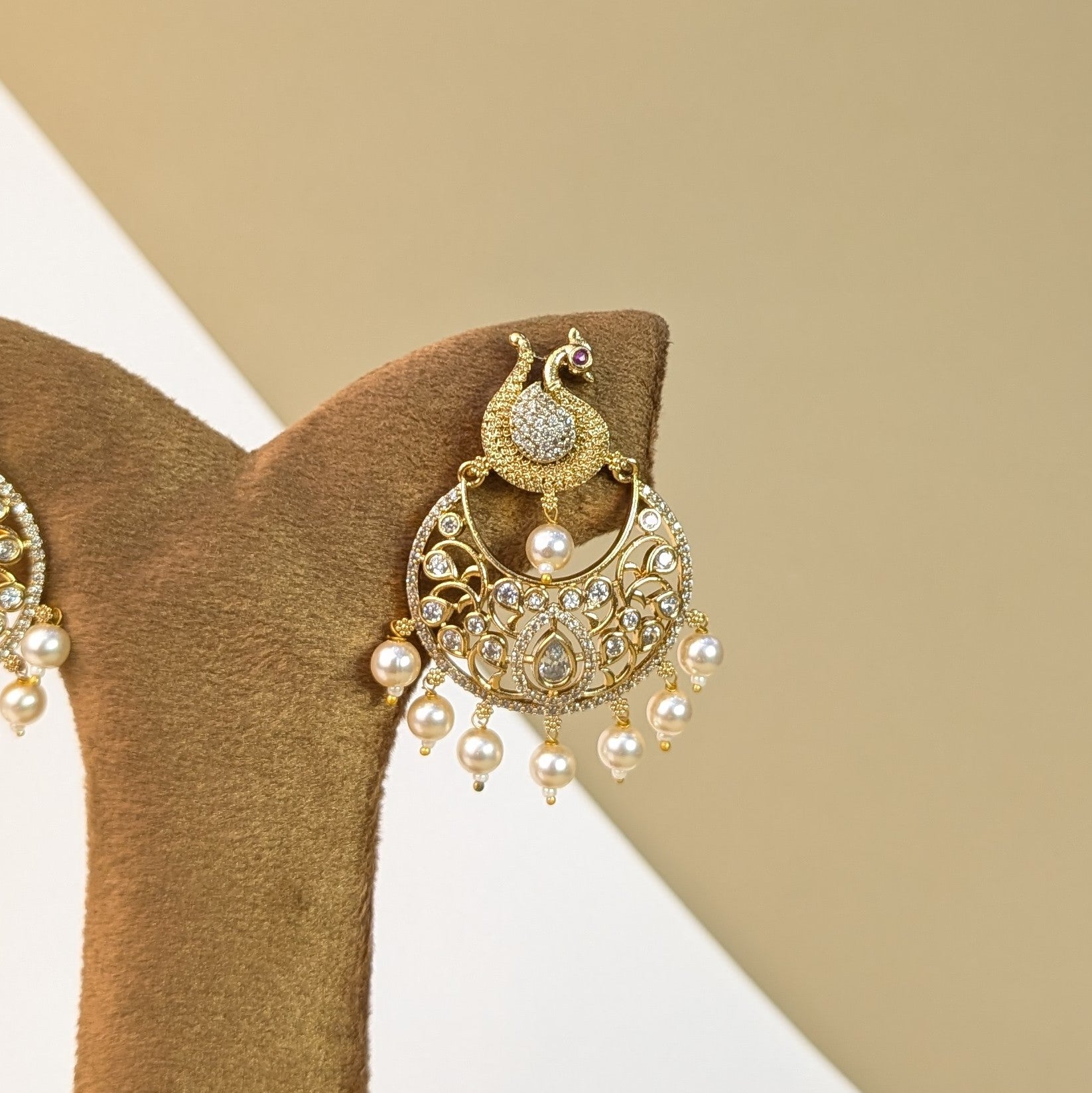 Shabnam Dew Stone Earrings