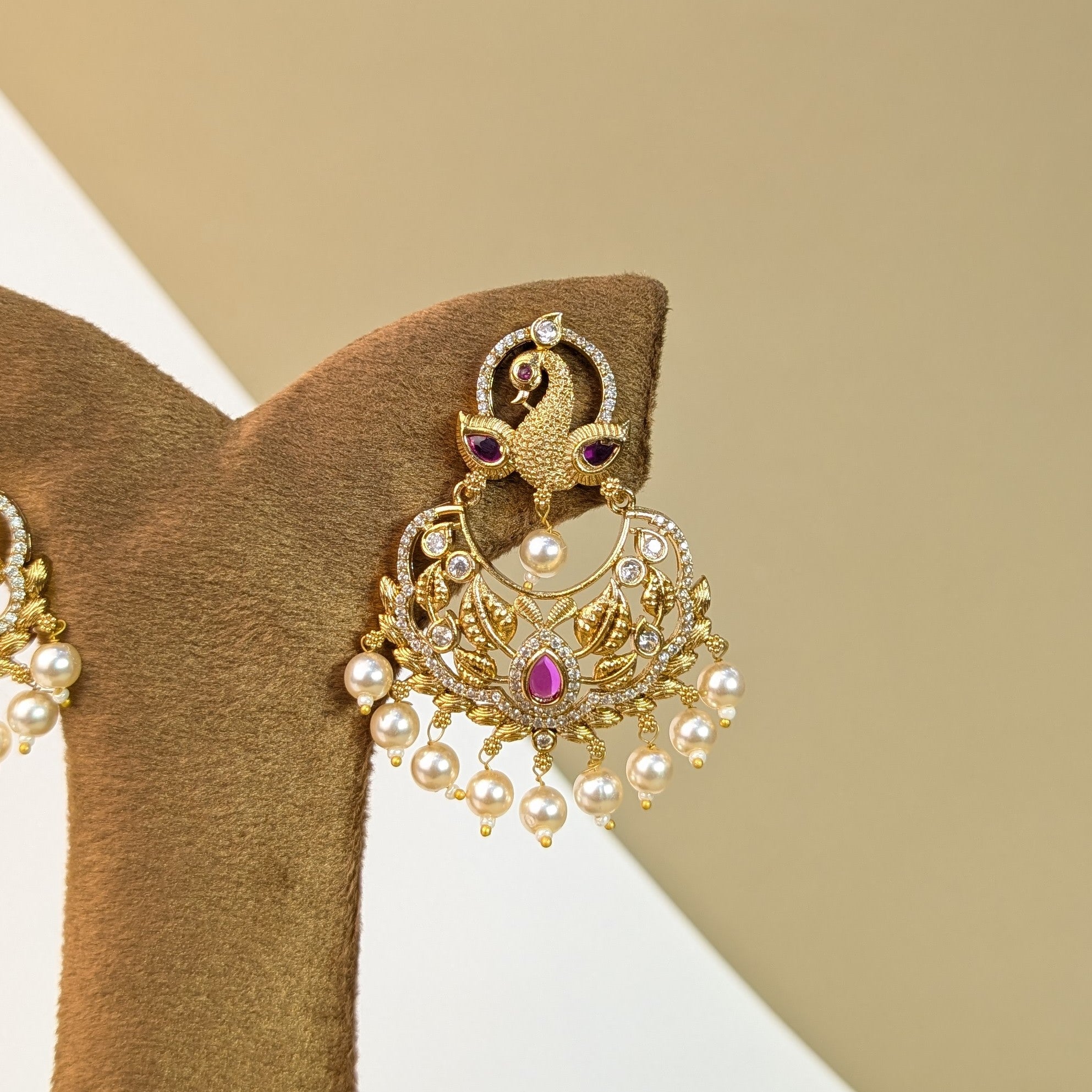 Jharokha Arc Stone Earrings