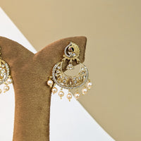 Zeenat Petal Stone Earrings
