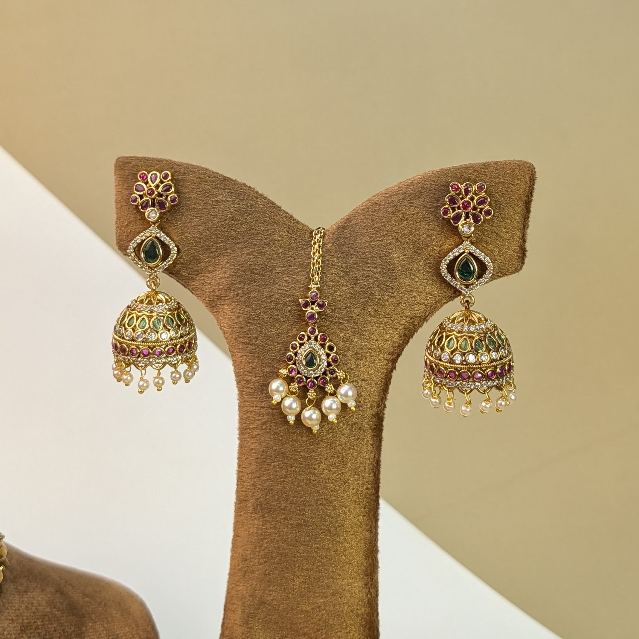 Kemp Stone South Indian Rajwadi Necklace Set