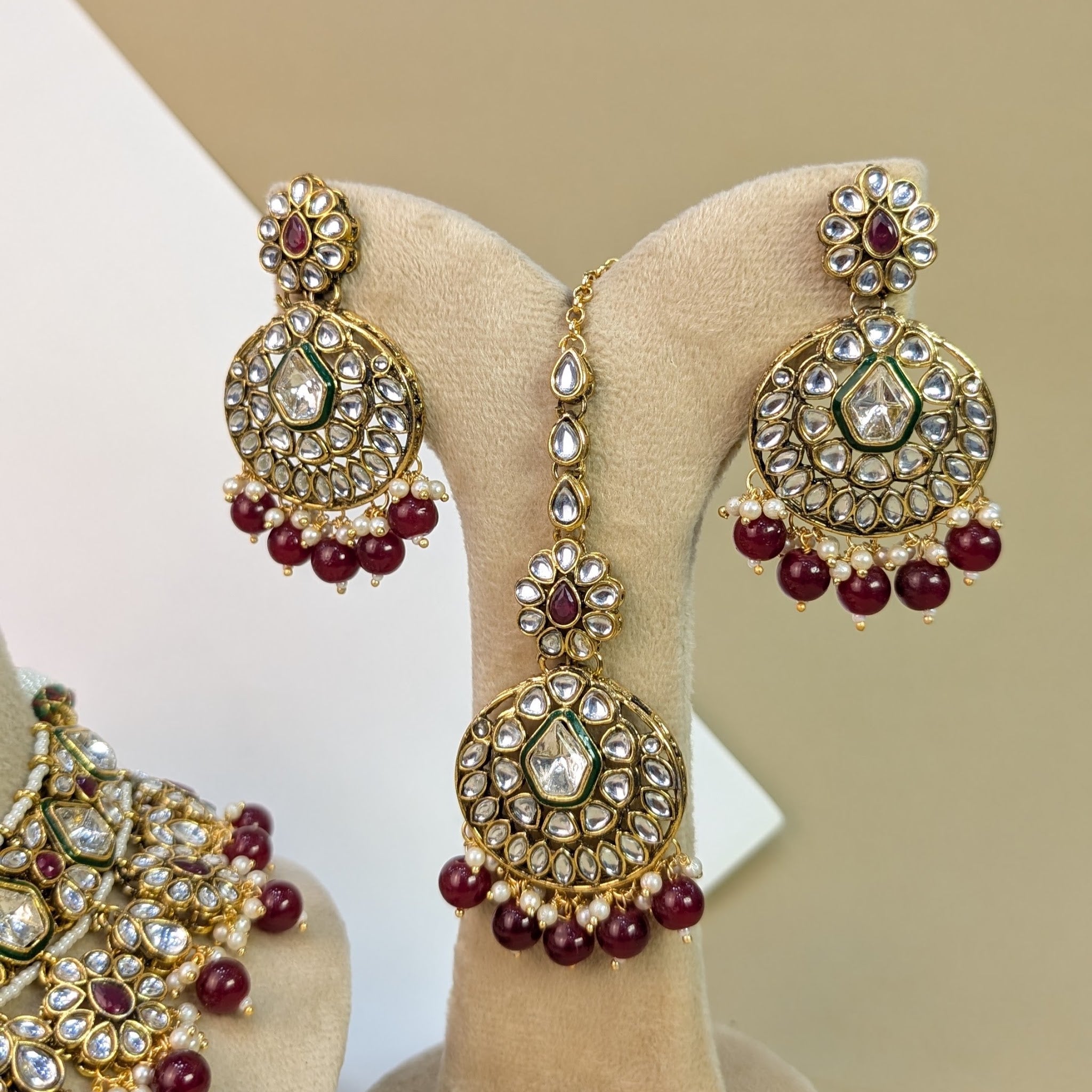 Jadau Kundan Necklace Set