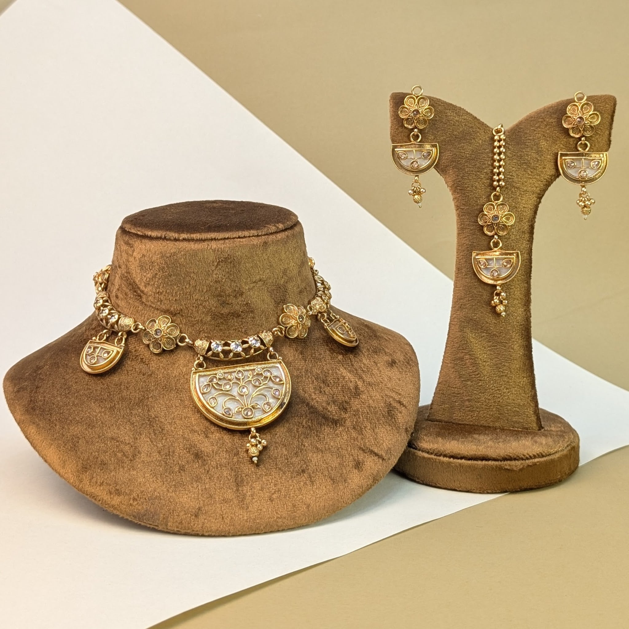 Peacock Kemp South Indian Rajwadi Necklace Set