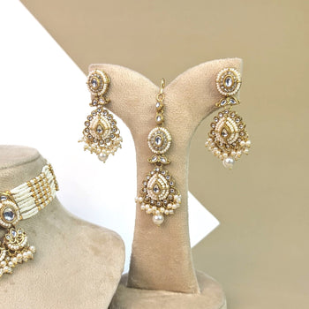 Royal Kundan Necklace Set