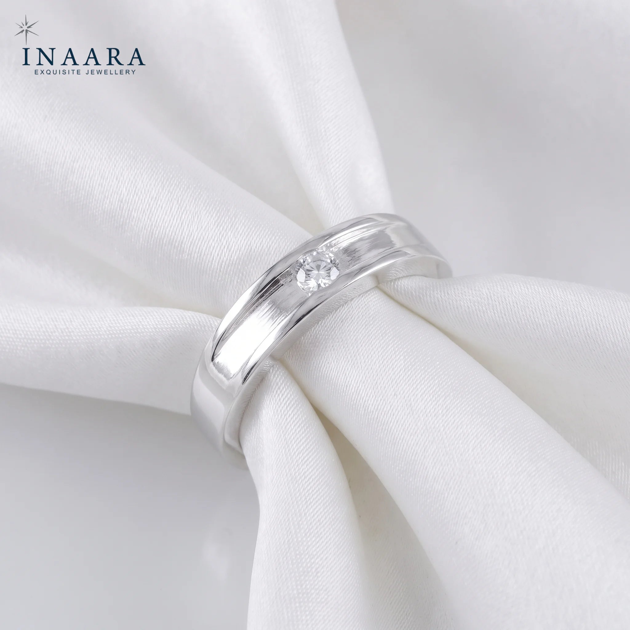 2 Lines Solitaire Ring