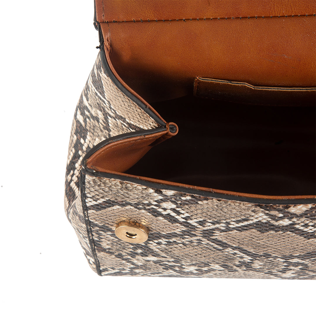 Venom Beige women's crossbody bag in beige by Bag X