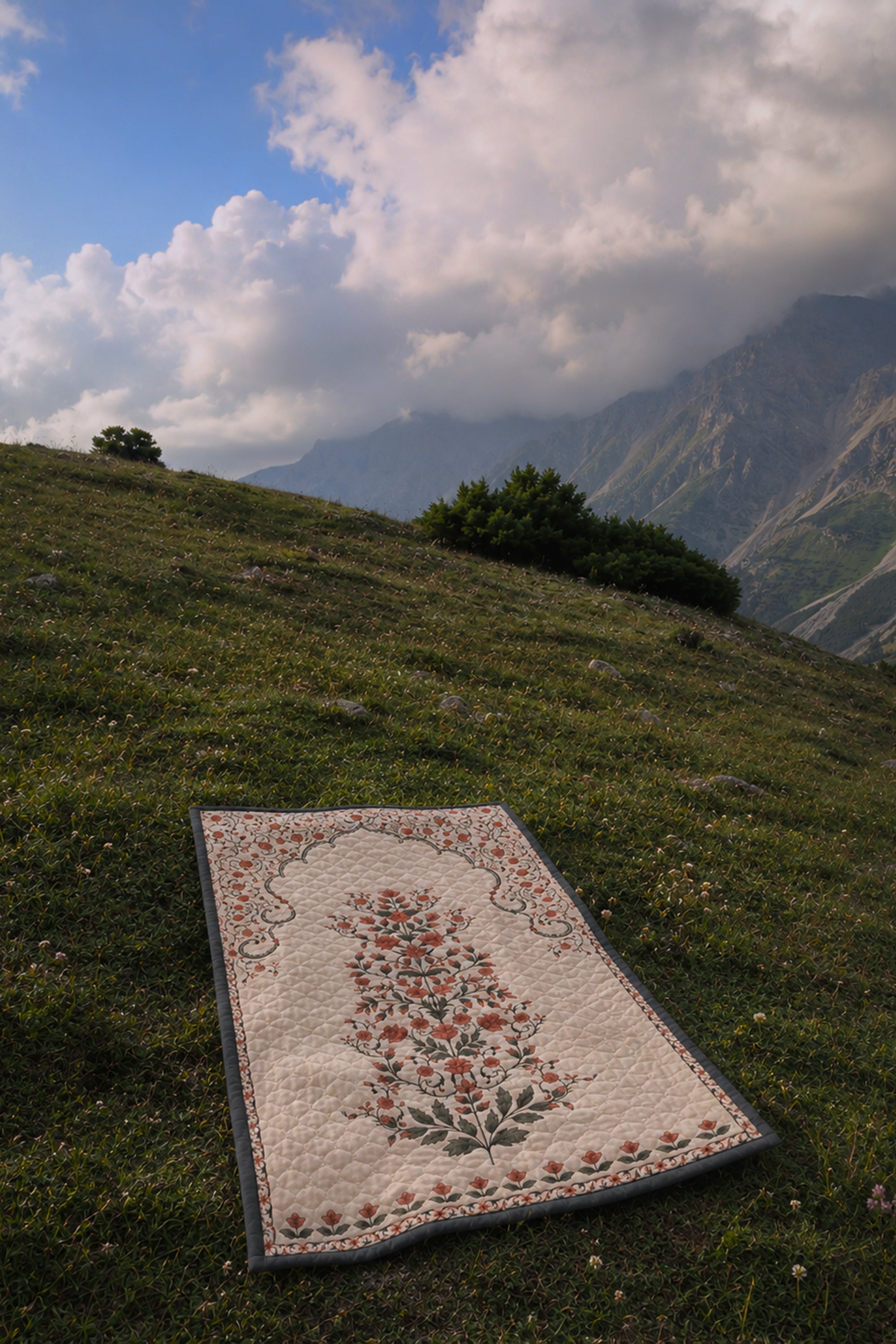 Celestial Quilted Travel Prayer Mat – view 4