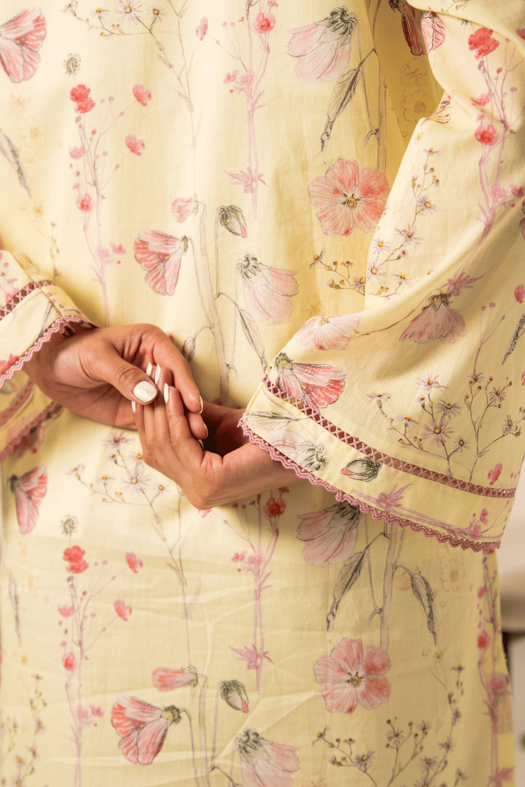 Pale Muse Kurta V-II – view 5