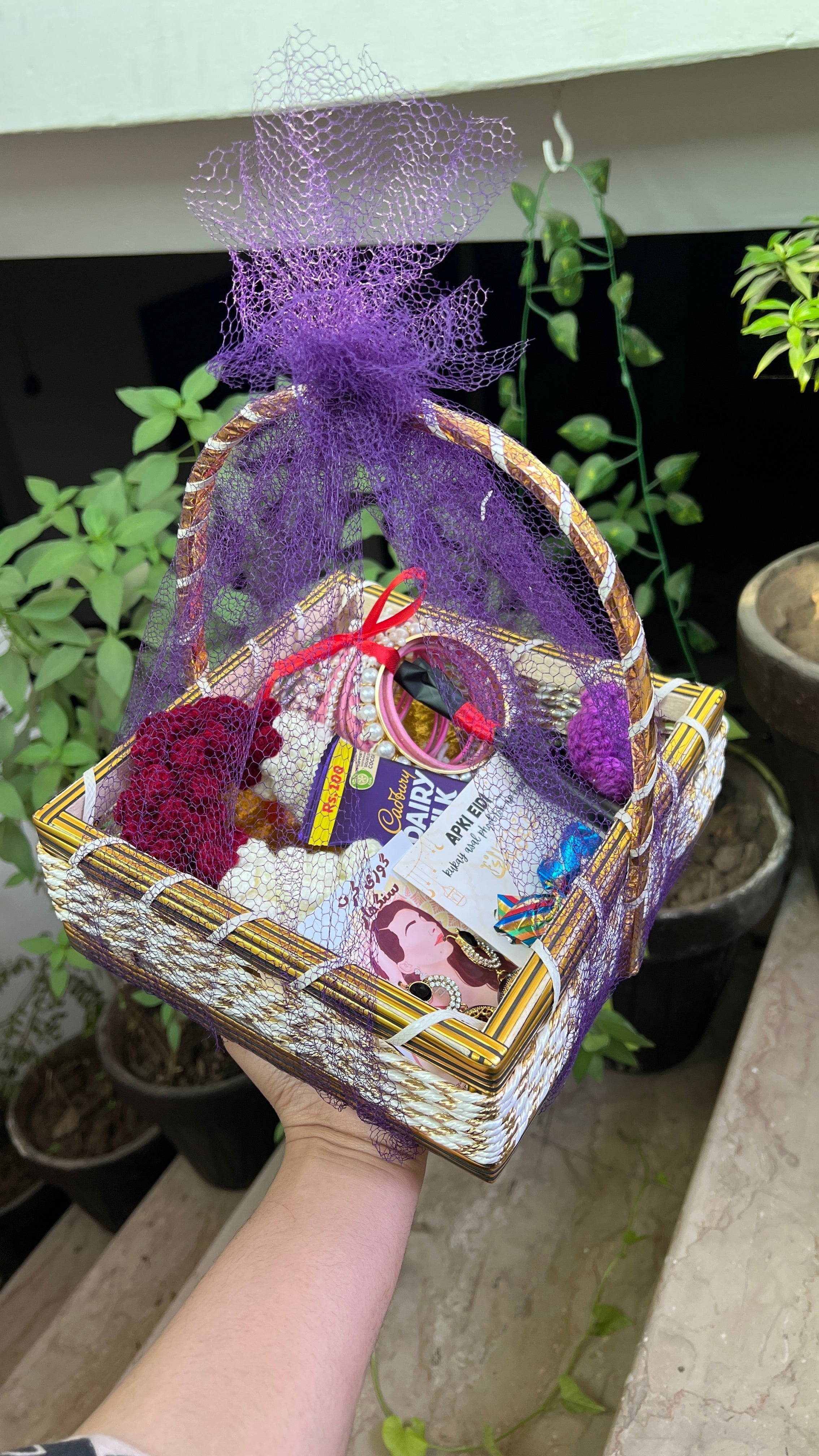 Meri Eid Toh Aapse Hai – Crochet Gift Basket Gulyarn